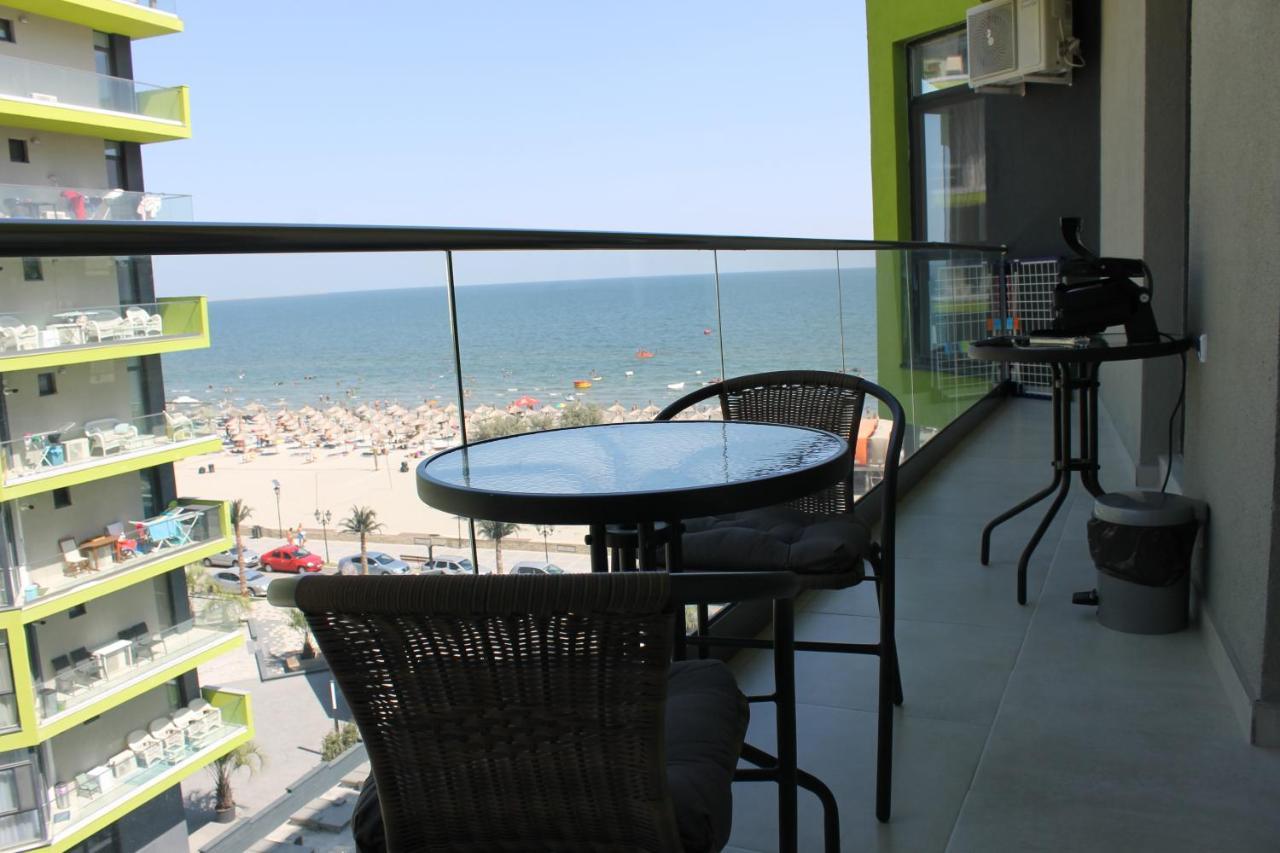 On Beach-Mamaia Residence Нэводари Экстерьер фото