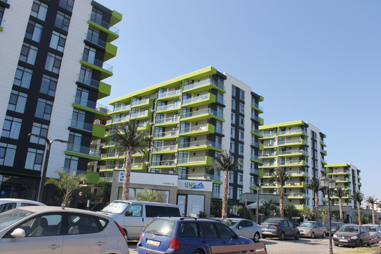 On Beach-Mamaia Residence Нэводари Экстерьер фото